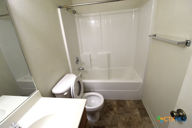 property at 4205 Primrose Dr
