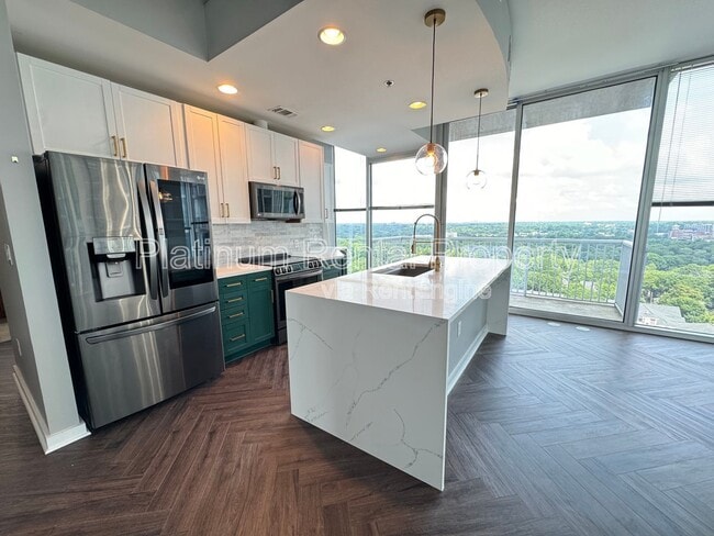 property at 855 Peachtree St NE