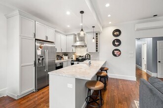 461 Beacon St in Boston, MA - Building Photo - Building Photo