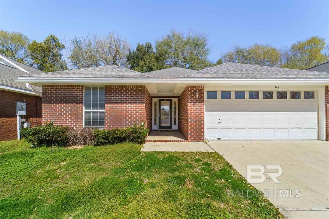 146 Cypress Ln in Fairhope, AL - Building Photo