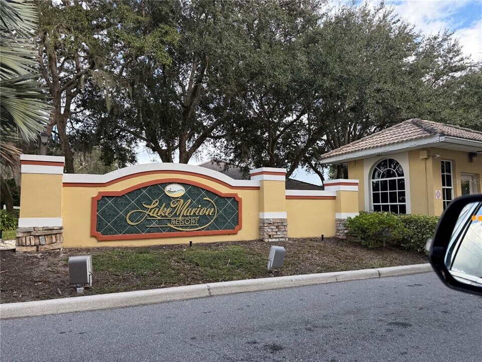 353 Port Pleasant Dr in Kissimmee, FL - Building Photo