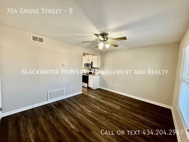 704 Grove St in Bedford, VA - Building Photo - Building Photo