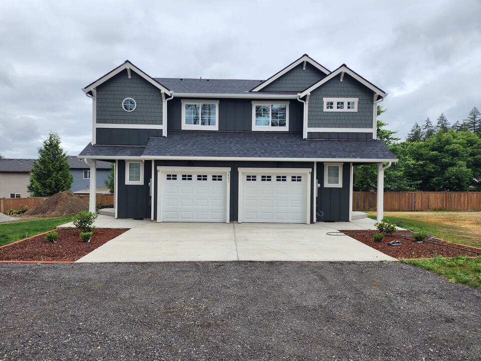 3801 Marvin Rd NE in Lacey, WA - Building Photo