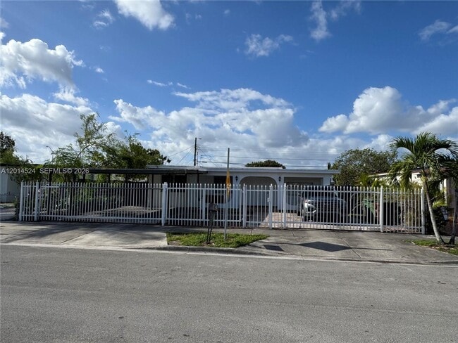 property at 222 W 37th St