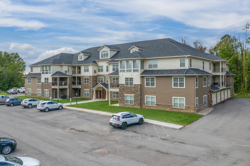 Center Pointe at Radisson Apartments in Baldwinsville, NY