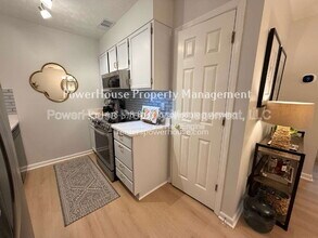 179 High Creek Dr in Roswell, GA - Building Photo - Building Photo