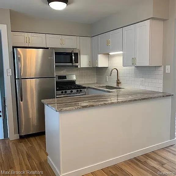 252 N Harvey St in Plymouth, MI - Building Photo - Building Photo