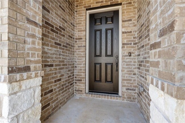316 Barrel Bnd in Andice, TX - Building Photo - Building Photo