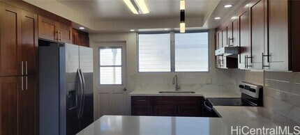 2834 Kaimuki Ave in Honolulu, HI - Building Photo - Building Photo