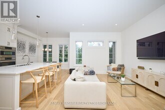 15 Arbourvale Common in St Catharines, ON - Building Photo - Building Photo