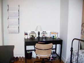 1673 Commonwealth Ave, Unit 8 in Boston, MA - Building Photo - Building Photo