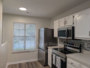 9216 4 Mile Creek Rd in Charlotte, NC - Building Photo - Building Photo