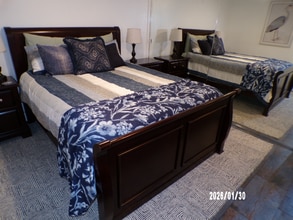 1621 Hotel Cir S in San Diego, CA - Foto de edificio - Building Photo