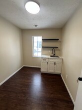 508 E Broad St in Elyria, OH - Building Photo - Building Photo