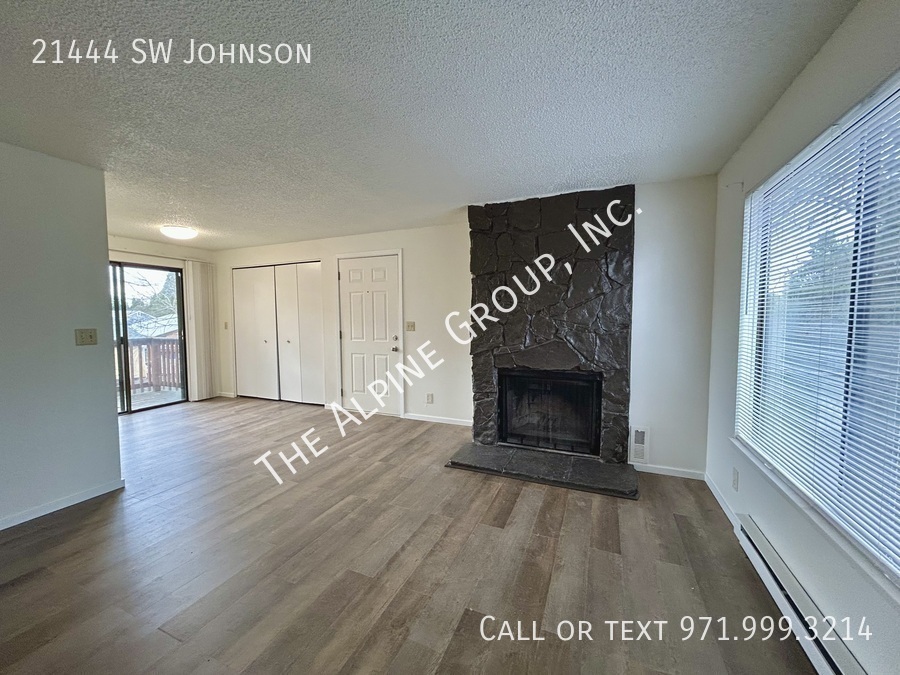 21444 SW Johnson St in Beaverton, OR - Building Photo