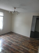 1657 Pointview Ave in Youngstown, OH - Building Photo - Building Photo