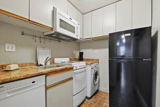 169 Beacon St in Boston, MA - Building Photo - Building Photo