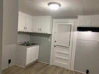 315 E 15th St SW photo'