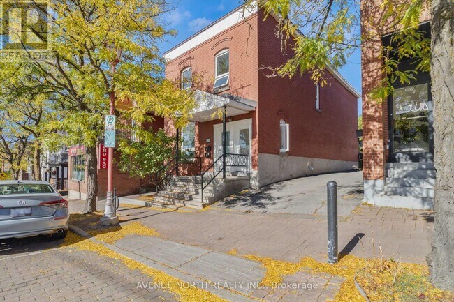 property at 871-871 Somerset St W