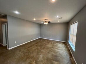 513 W Lagrange St in Lake Charles, LA - Building Photo - Building Photo