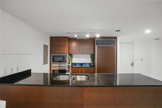 475 Brickell Ave in Miami, FL - Building Photo - Building Photo