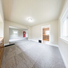 1503 33rd St in Des Moines, IA - Building Photo - Building Photo
