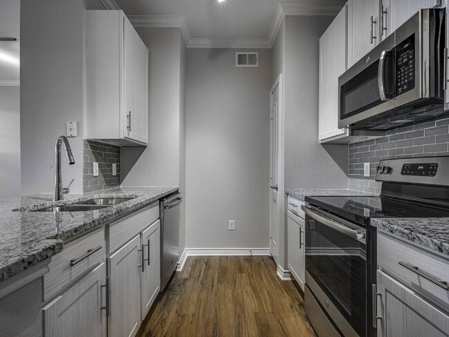 Riachi at One21 in Plano, TX - Building Photo - Interior Photo