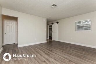 1602 Lindale Ave in Eustis, FL - Foto de edificio - Building Photo