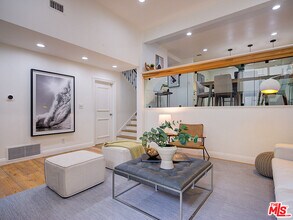 4746 La Villa Marina in Marina Del Rey, CA - Building Photo - Building Photo