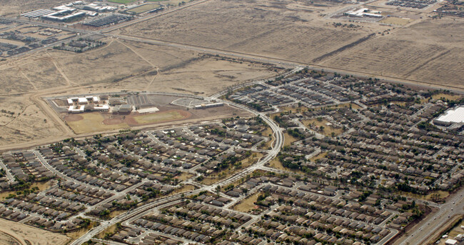 346 E Caribbean Dr in Casa Grande, AZ - Building Photo - Building Photo