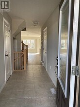 20 Harrison Dr in Cambridge, ON - Building Photo - Building Photo