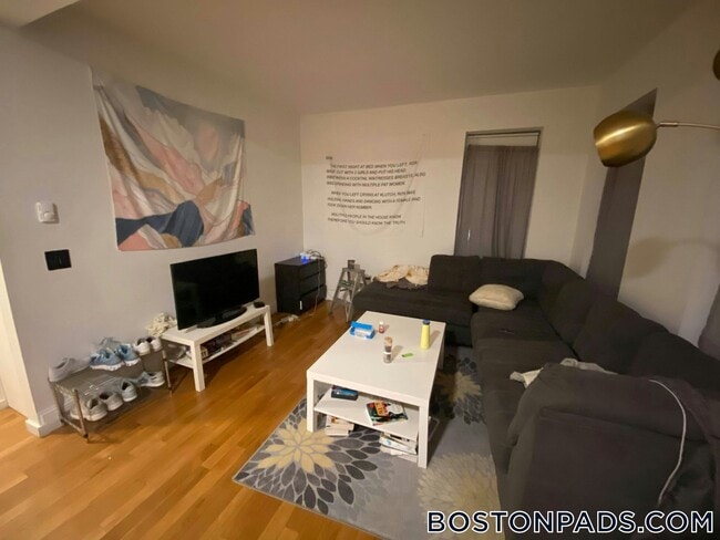 776 Columbus Ave, Unit 3 in Boston, MA - Building Photo - Building Photo