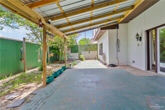 113 W Shasta Ave in McAllen, TX - Building Photo - Building Photo