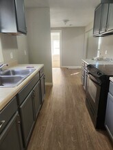 130 OliveUnit 201B in San Marcos, TX - Building Photo - Building Photo