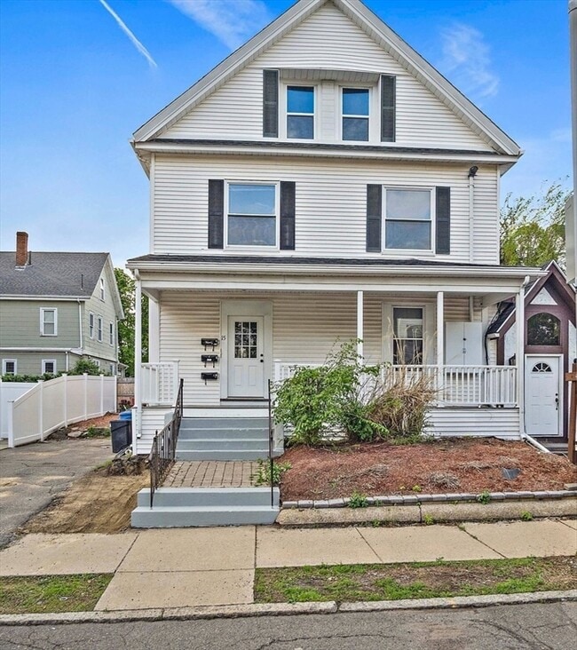 15 W Water St, Unit 2