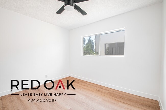 7395 Emily Ln in Downey, CA - Building Photo - Building Photo