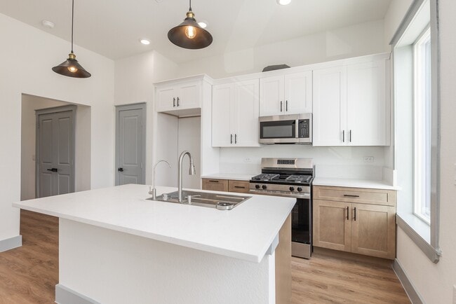 property at 704 S 1st St