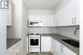 33 Isabella St in Toronto, ON - Building Photo - Building Photo