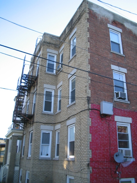 2 Rose St in Poughkeepsie, NY - Building Photo