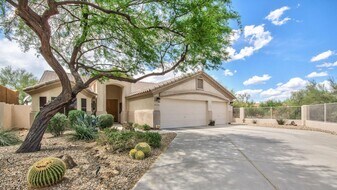 29230 N 50th Pl in Cave Creek, AZ - Building Photo