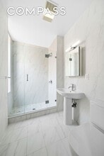 42 W 120th St in New York, NY - Building Photo - Building Photo