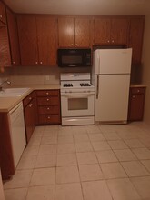 208 Acoma Dr in Clovis, NM - Building Photo - Building Photo