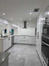 10153 SW 51st St in Cooper City, FL - Building Photo - Building Photo