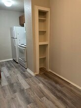 10910 Baltic Dr, Unit 1 in San Antonio, TX - Foto de edificio - Building Photo