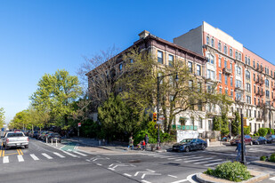 138 Prospect Park W in Brooklyn, NY - Foto de edificio - Building Photo