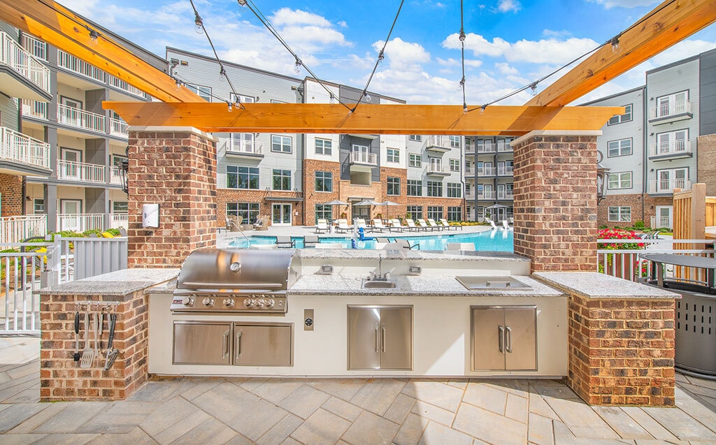 Legacy Haywood in Greenville, SC - Foto de edificio