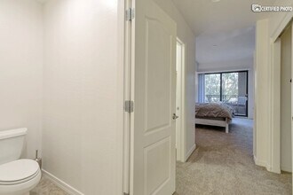 16 W Encanto Blvd, Unit 10 in Phoenix, AZ - Building Photo - Building Photo