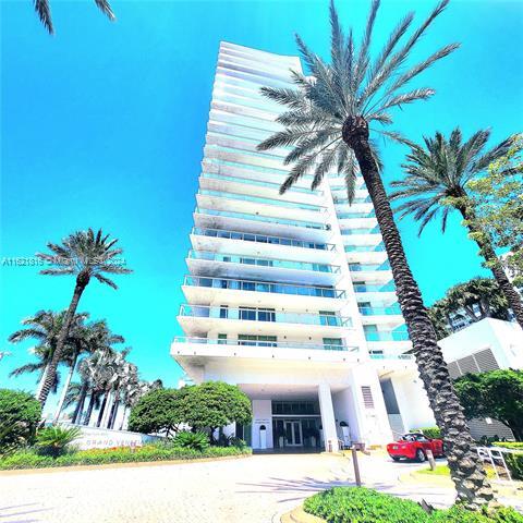 10 Venetian Way, Unit 906 in Miami Beach, FL - Building Photo - Building Photo