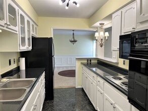 1302 Mercury Mnr in Murfreesboro, TN - Building Photo - Building Photo