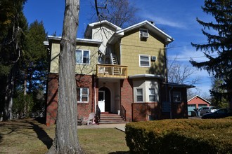 403 Somerset St in Bound Brook, NJ - Building Photo - Building Photo